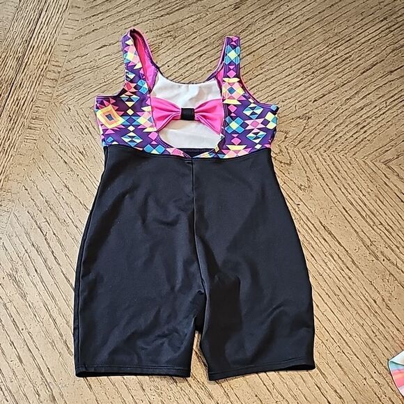 Girls leotard size S 6/6X bodysuit romper with back bow - Picture 5 of 8